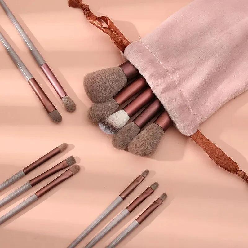 Conjunto de 13 Pincéis de Maquiagem - Kit Completo de Pincéis para Olhos e Rosto - Aura Beauty 